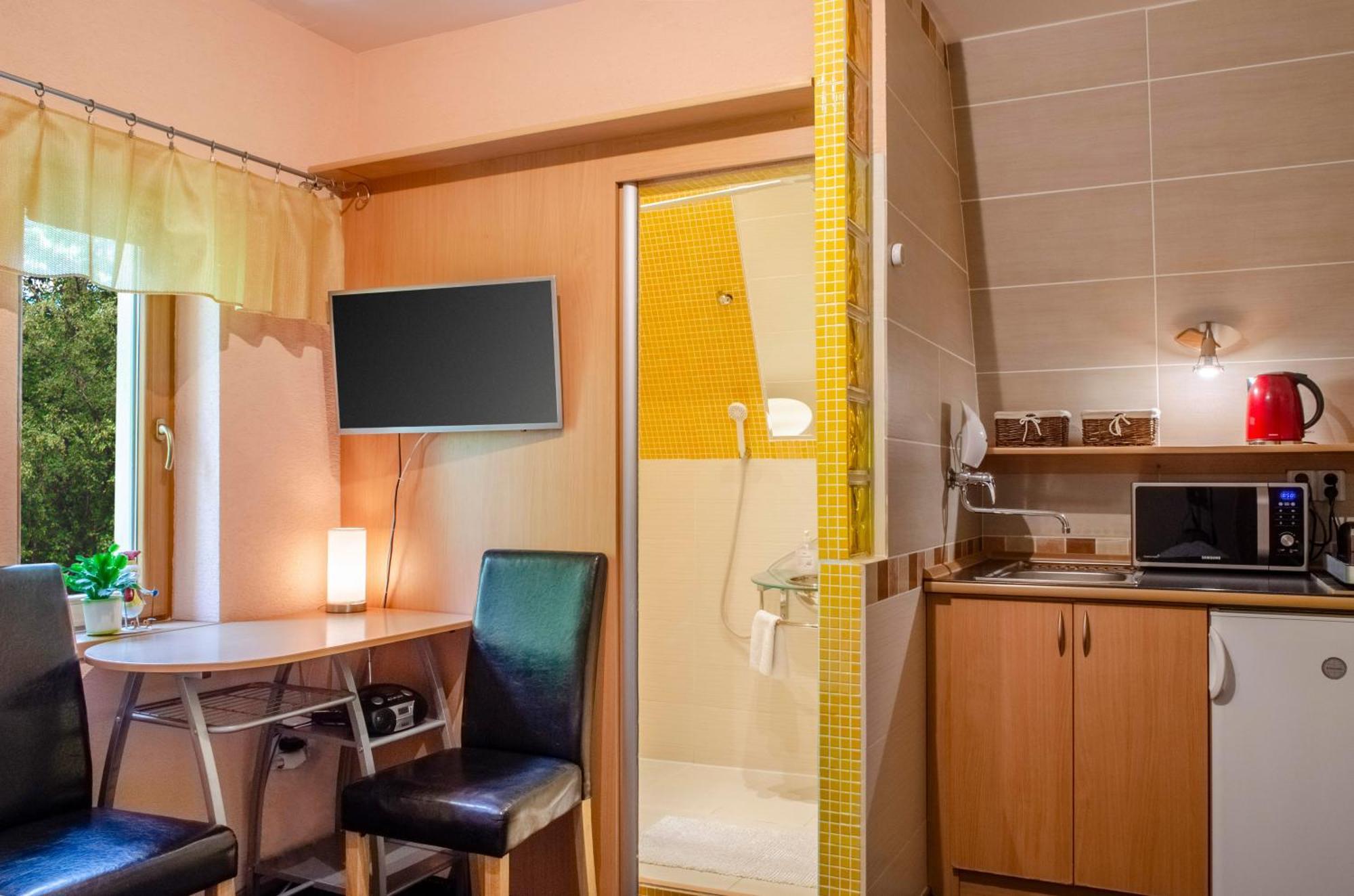 Apartmany Pavilon D - Budget, Classic, Family - Novy Smokovec - High Tatras Vysoke Tatry Exterior photo